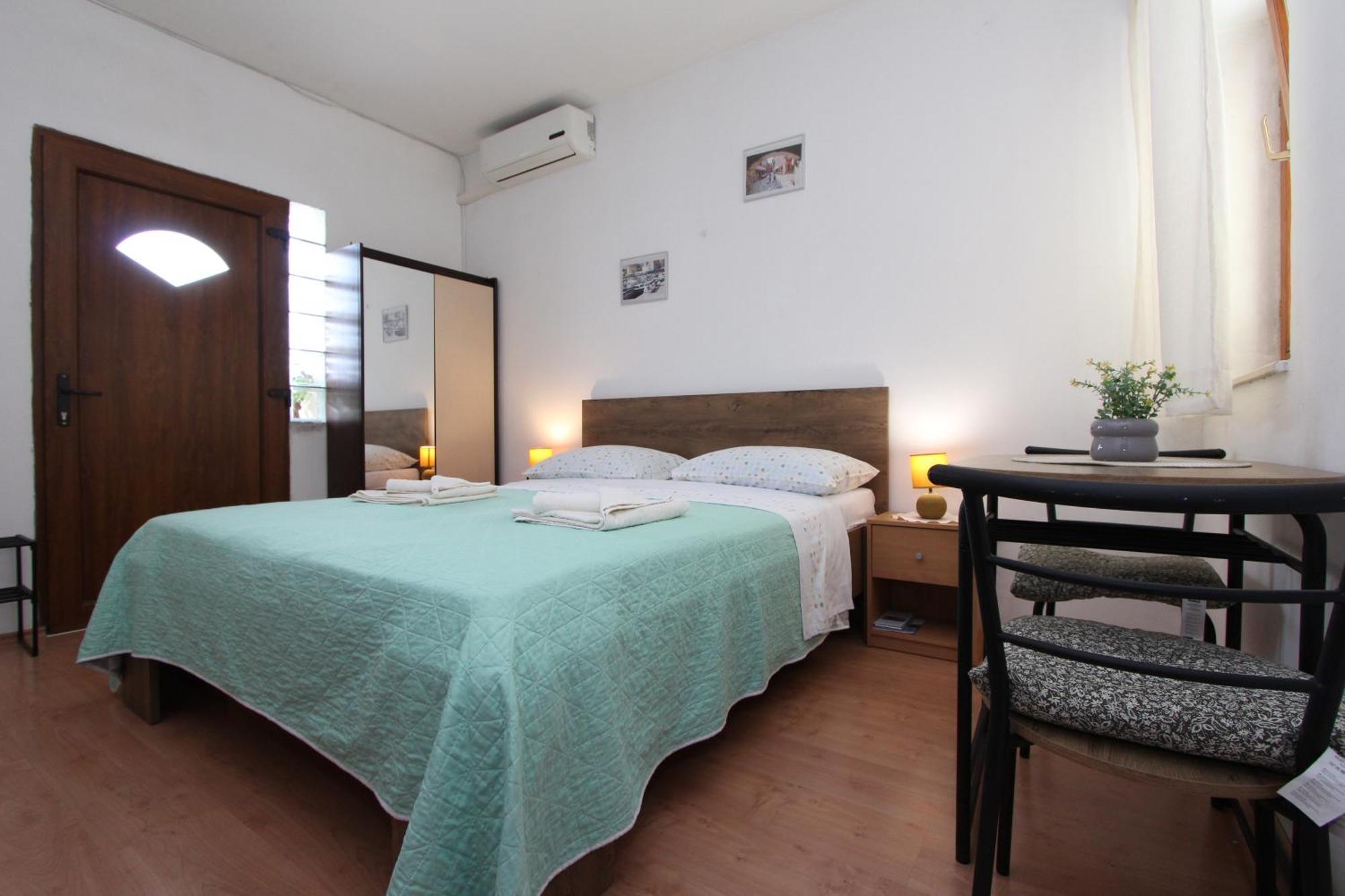 Apartments Antolovic Rovinj Bagian luar foto