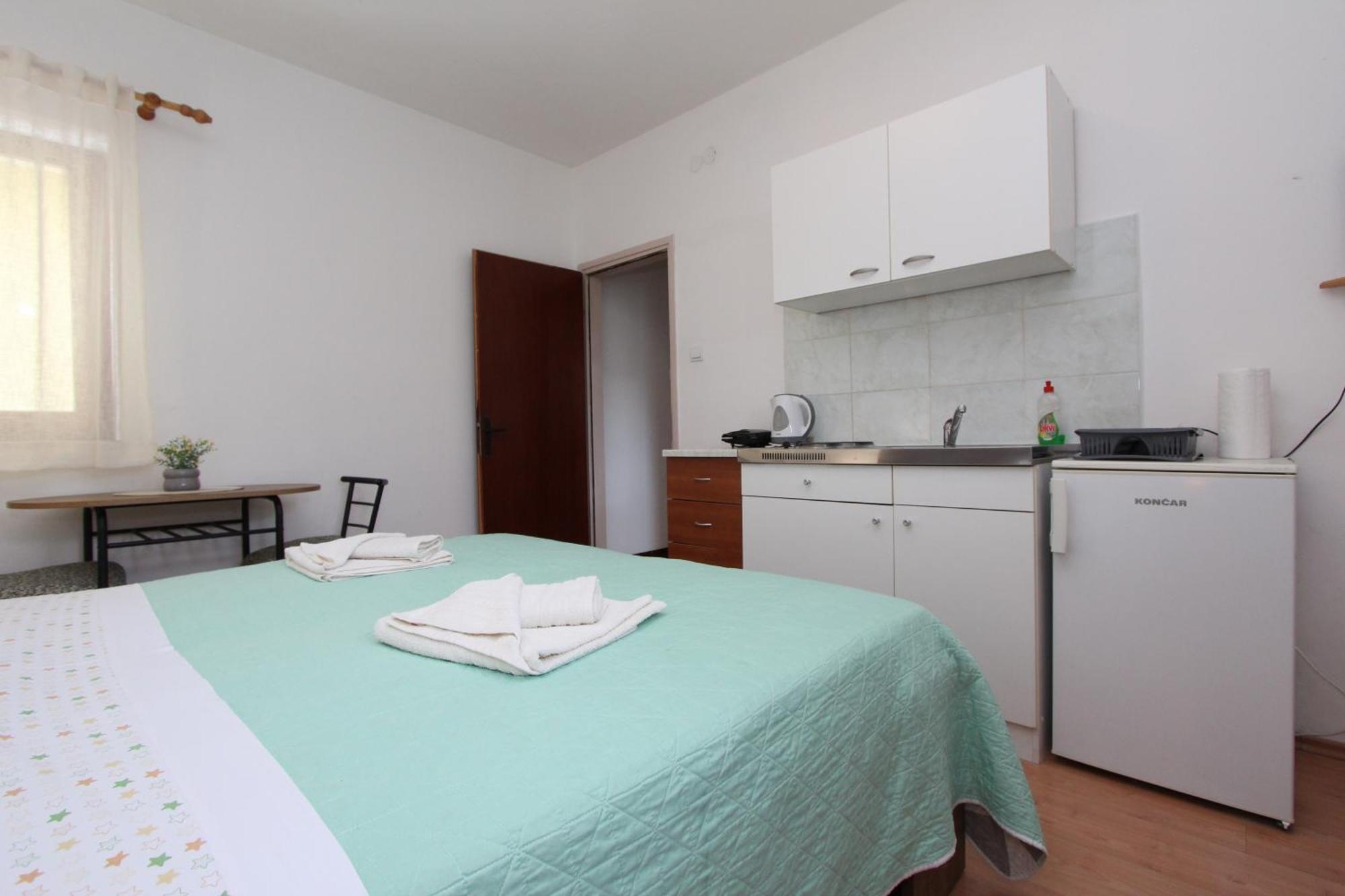 Apartments Antolovic Rovinj Bagian luar foto