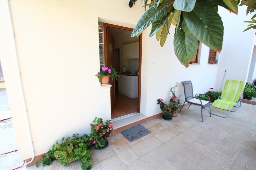 Apartments Antolovic Rovinj Bagian luar foto
