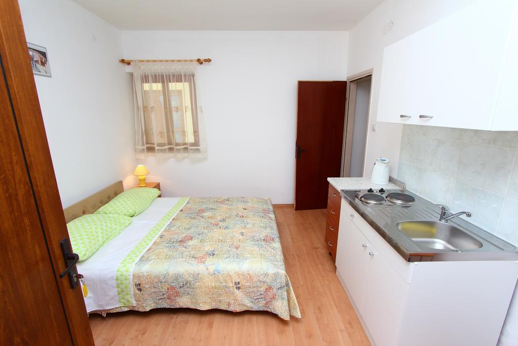 Apartments Antolovic Rovinj Ruang foto